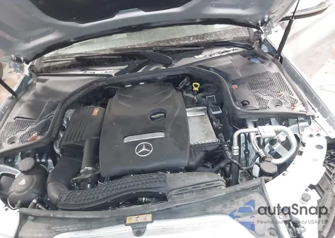 2018 Mercedes-Benz C 300 4Matic z USA, uszkodzony, nr VIN WDDWF4KB0JR393774